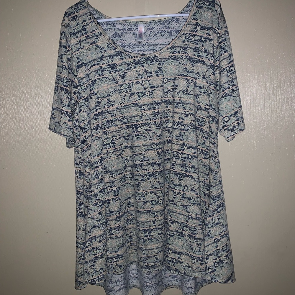 Lula Roe perfect T 2xl super soft